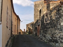 Photo paysage et monuments, Chalus - Le Village