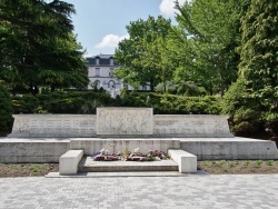 Photo paysage et monuments, Chamalières - le Monument Aux Morts