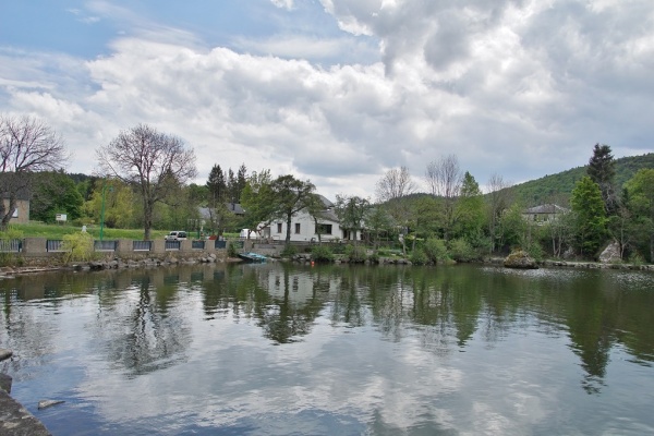 Photo Chambon-sur-Lac - le Lac