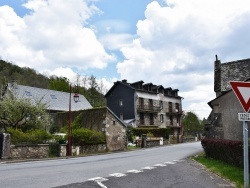 Photo paysage et monuments, Chambon-sur-Lac - le Village