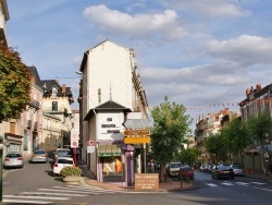 Photo paysage et monuments, Châtelguyon - Rue de la Ville