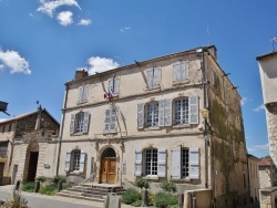 Photo paysage et monuments, Chauriat - La Mairie