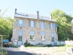 Photo paysage et monuments, Courgoul - la mairie