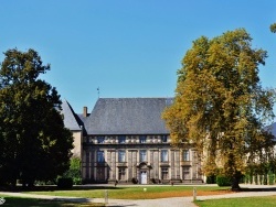 Photo paysage et monuments, Effiat - Château d'Effiat et Ancienne école Royale Militaire