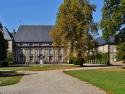 Photo paysage et monuments, Effiat - Château d'Effiat et Ancienne école Royale Militaire