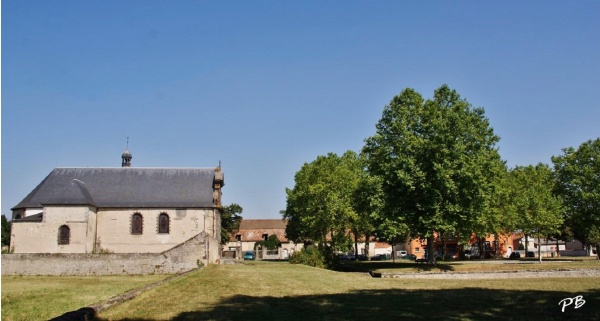 Photo Effiat - église St Blaise