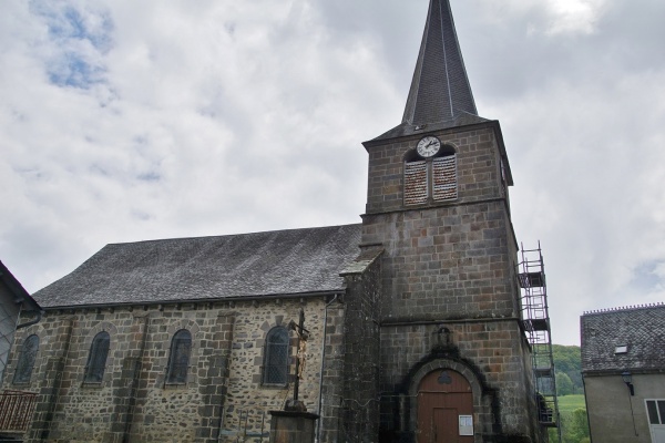 Photo Égliseneuve-d'Entraigues - église Saint Autremoine