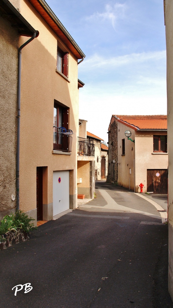 Photo Enval - Le Village