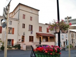 Photo paysage et monuments, Gignat - La Mairie