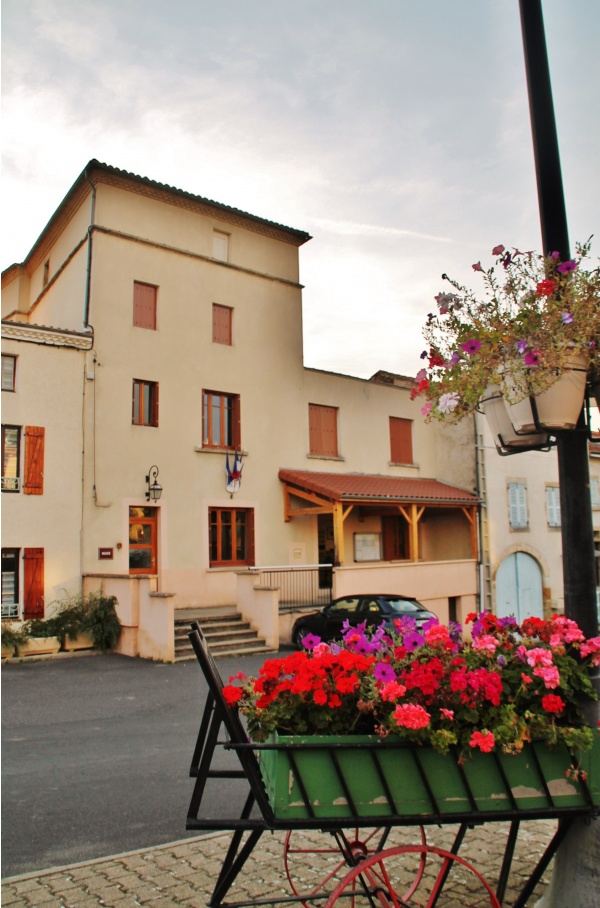 Photo Gignat - La Mairie