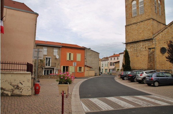 Photo Lamontgie - Le Village