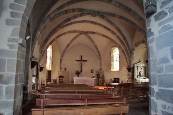 Photo Laqueuille - église Sainte Marie Maldeline