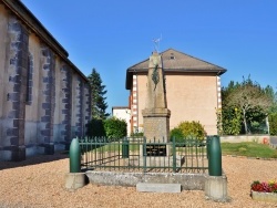 Photo paysage et monuments, Limons - Monument aux Morts