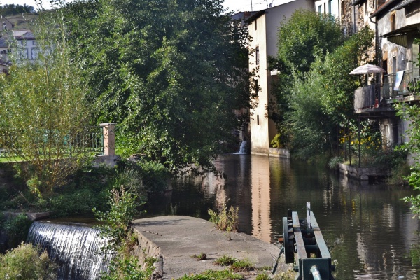 Photo Les Martres-de-Veyre - La Monne