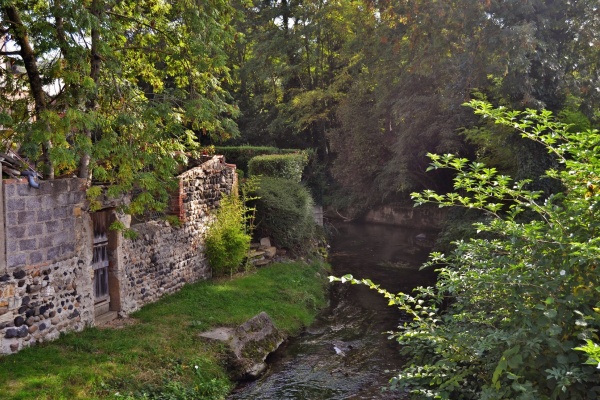 Photo Les Martres-de-Veyre - La Monne