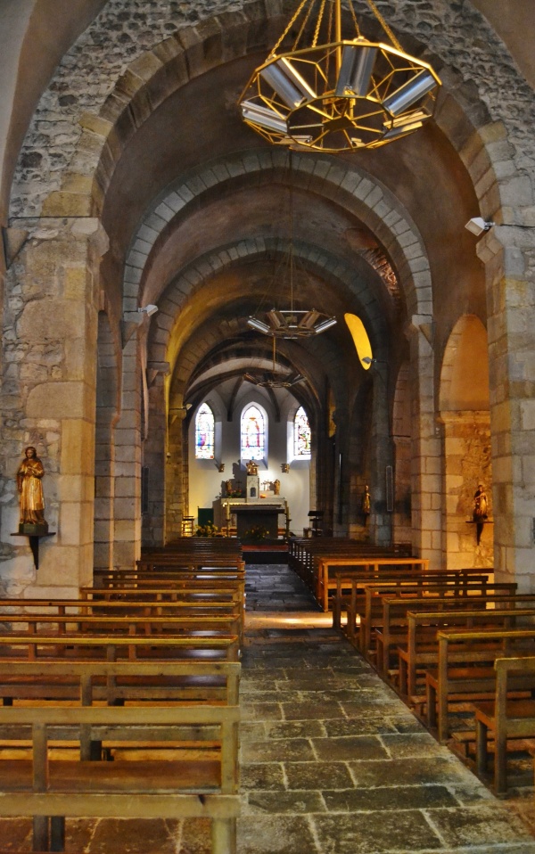 Photo Les Martres-de-Veyre - Eglise St Martial