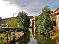 Photo paysage et monuments, Les Martres-de-Veyre - La Monne