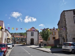 Photo paysage et monuments, Mirefleurs - le Village