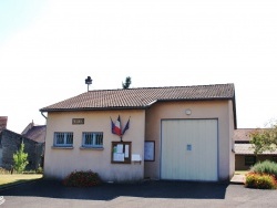 Photo paysage et monuments, Montpensier - La Mairie