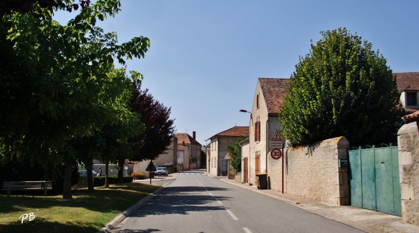 Photo Montpensier - Le Village