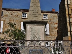 Photo paysage et monuments, Montpeyroux - Monument aux Morts