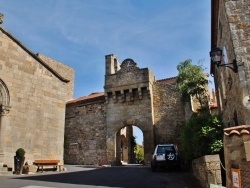 Photo paysage et monuments, Montpeyroux - Le Village ( La Porte )