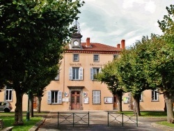 Photo paysage et monuments, Parentignat - La Mairie