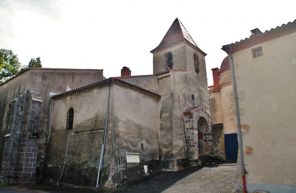 Photo Parentignat - église St Pierre