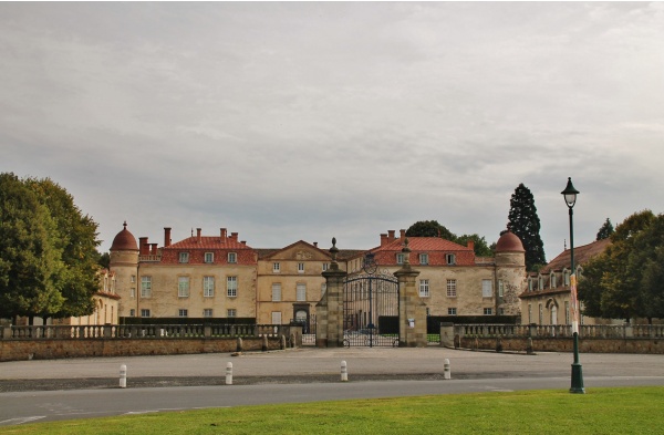 Photo Parentignat - Le Château