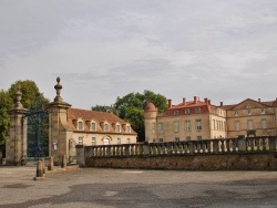 Photo paysage et monuments, Parentignat - Le Château