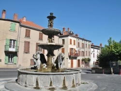 Photo paysage et monuments, Plauzat - la fontaine