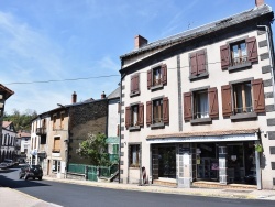 Photo paysage et monuments, Pontgibaud - le Village