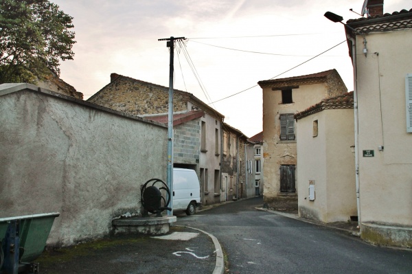 Photo Les Pradeaux - Le Village