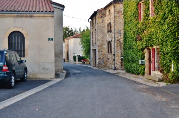 Photo Les Pradeaux - Le Village