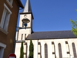 Photo paysage et monuments, Puy-Guillaume - église St Barthelemy