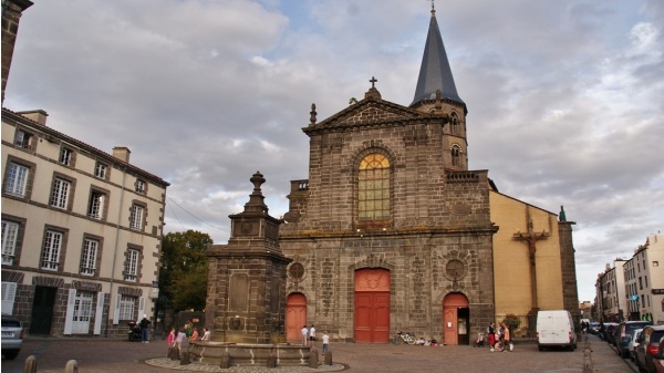 Photo Riom - église saint Amable