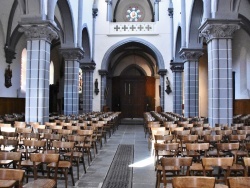 Photo paysage et monuments, Saint-Amant-Tallende - église Saint Amand