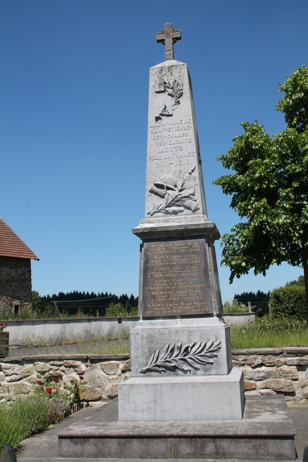 Photo Saint-Étienne-des-Champs - le monument aux morts