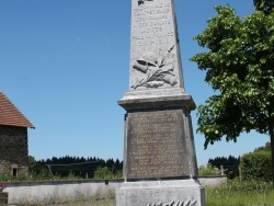 Photo paysage et monuments, Saint-Étienne-des-Champs - le monument aux morts