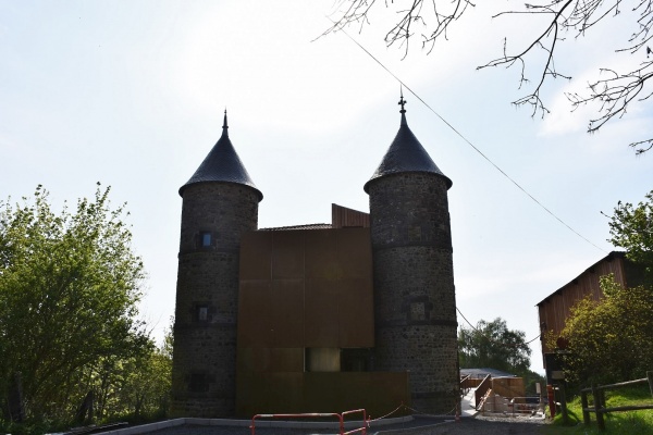 Photo Saint-Genès-Champanelle - le Village