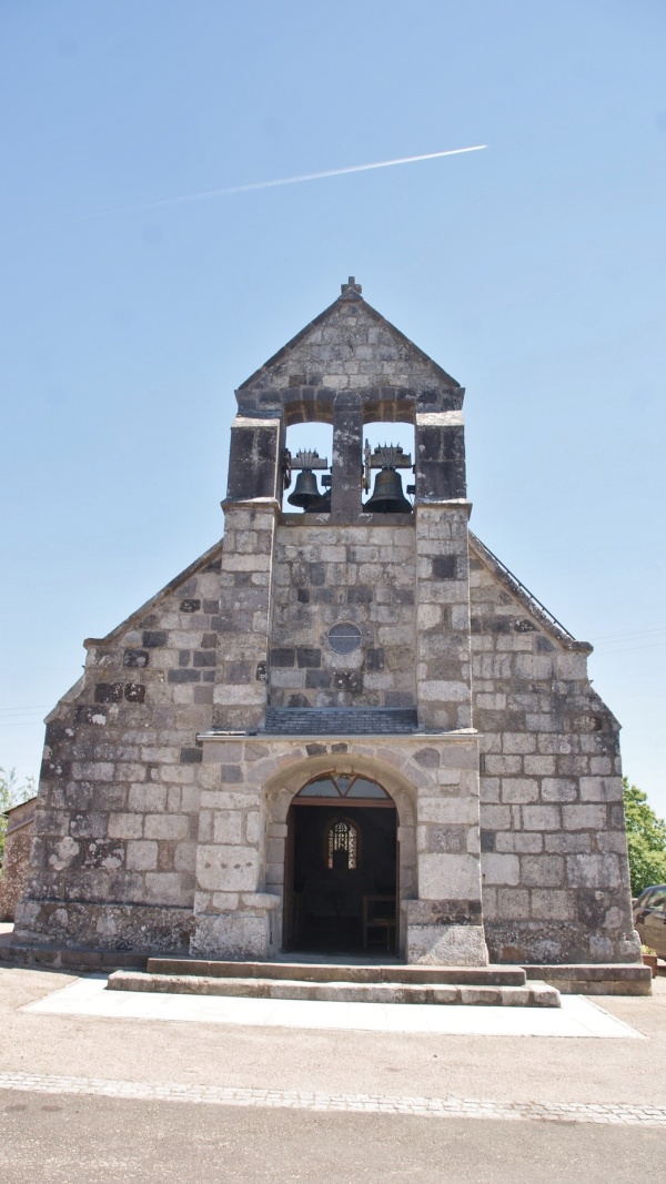 Photo Saint-Hilaire-les-Monges - église Saint Hilaire