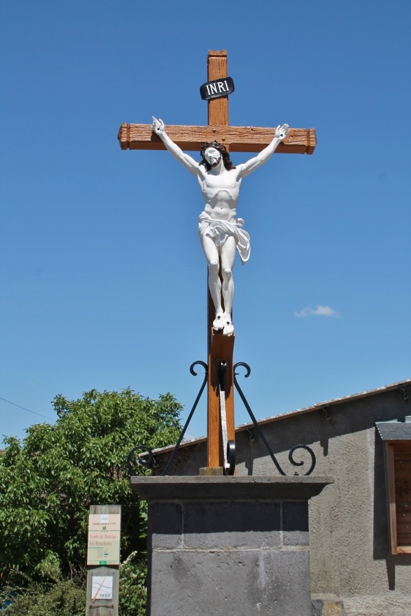 Photo Saint-Hilaire-les-Monges - la croix