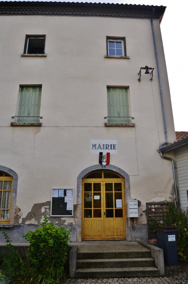 Photo Saint-Martin-des-Plains - La Mairie