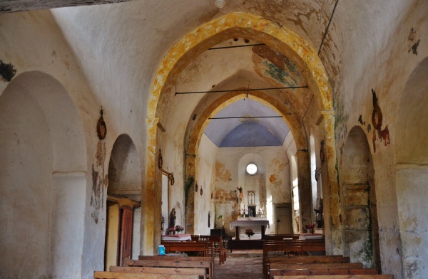 Photo Saint-Martin-des-Plains - église St Martin