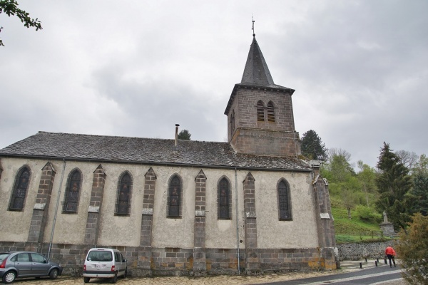 Photo Saint-Pierre-Roche - église Saint Pierre