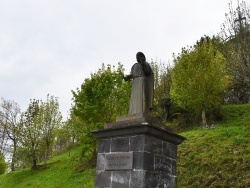 Photo paysage et monuments, Saint-Pierre-Roche - La Statue