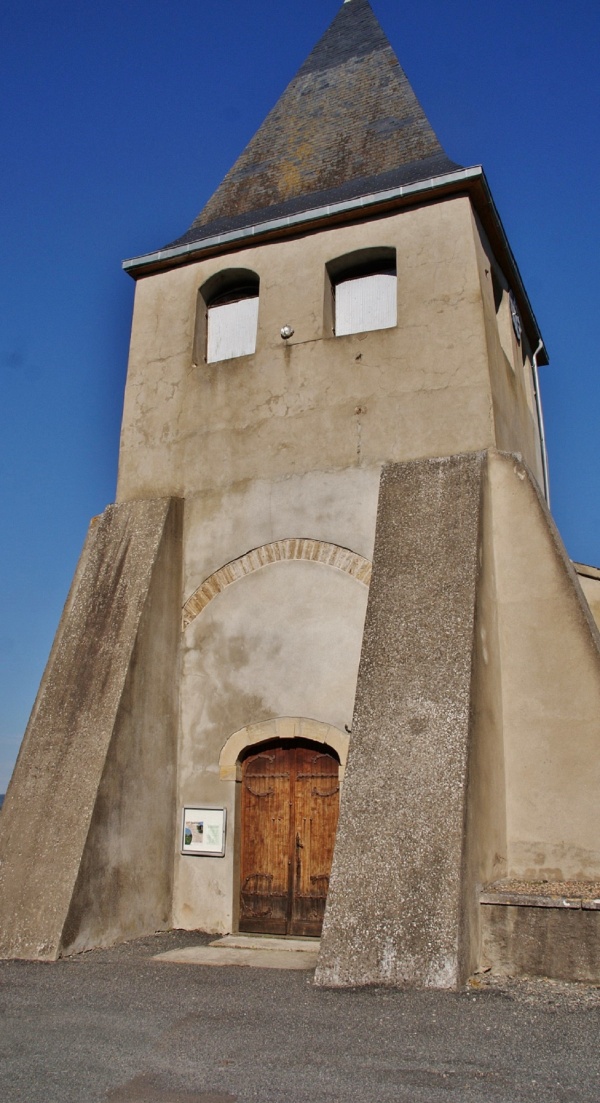 Photo Saint-Priest-Bramefant - église St Priest