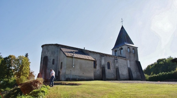 Photo Saint-Priest-Bramefant - église St Priest