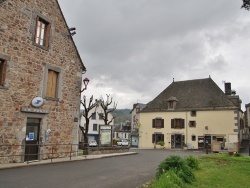 Photo paysage et monuments, Saint-Sauves-d'Auvergne - le Village