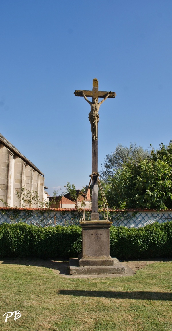 Photo Saint-Sylvestre-Pragoulin - Calvaire ( Mission )